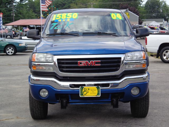 2004 GMC Sierra 2500 4DR SUV AT