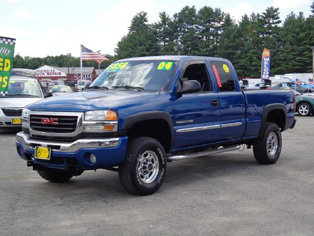 2004 GMC Sierra 2500 4DR SUV AT