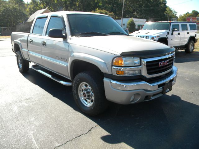 2004 GMC Sierra 2500 Supercrew-short-limited-nav-22 INCH Rims-1 Owner