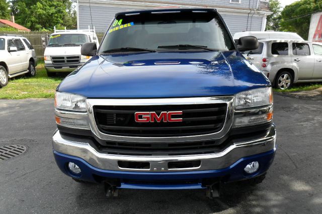 2004 GMC Sierra 2500 4x4 Crew Cab LE