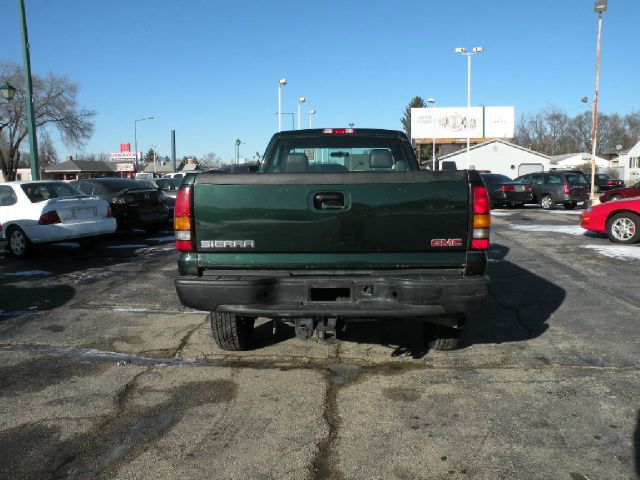 2004 GMC Sierra 2500 AWD W/1sasunroof