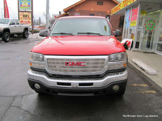 2005 GMC Sierra 2500 4DR SUV AT