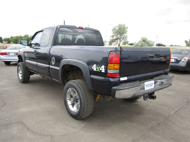 2005 GMC Sierra 2500 Touring W/nav.sys