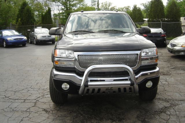 2005 GMC Sierra 2500 4WD 4dr AT