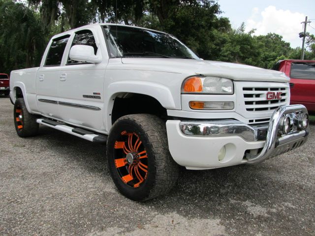 2005 GMC Sierra 2500 Cloth Buckets