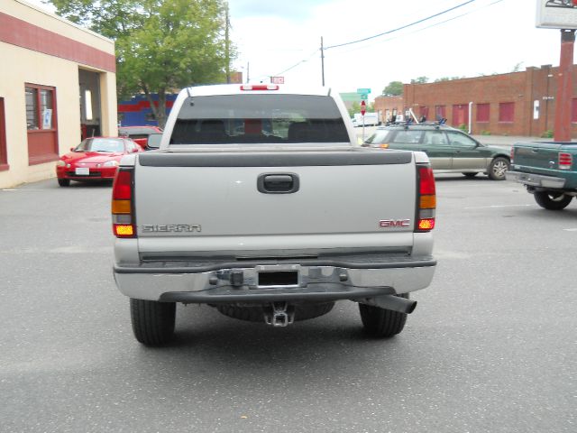 2005 GMC Sierra 2500 Lsall Wheeldrive