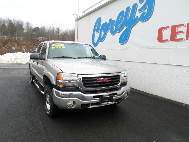 2005 GMC Sierra 2500 Lsall Wheeldrive