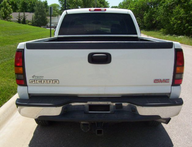 2005 GMC Sierra 2500 WOW OH Wowbig FOOT IN THE House