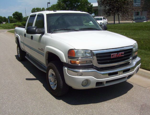 2005 GMC Sierra 2500 WOW OH Wowbig FOOT IN THE House