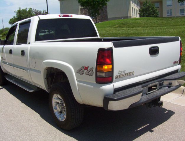 2005 GMC Sierra 2500 WOW OH Wowbig FOOT IN THE House