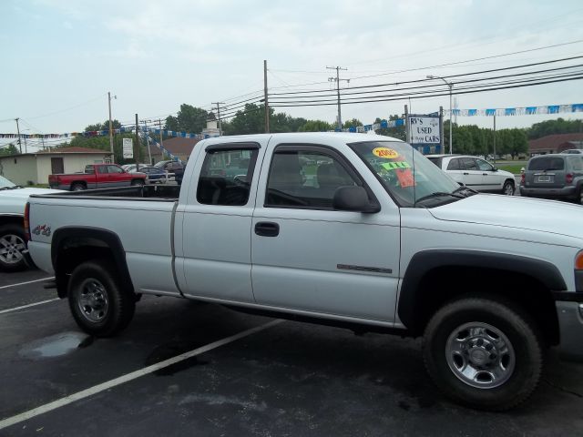 2005 GMC Sierra 2500 2008 Ford V6 Premium