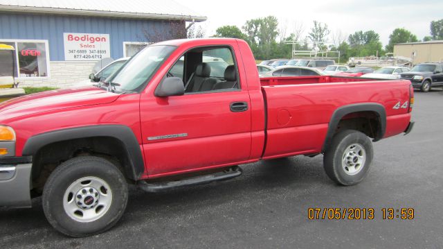 2005 GMC Sierra 2500 Ram 3500 Diesel 2-WD