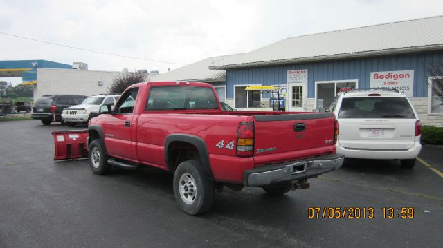 2005 GMC Sierra 2500 Ram 3500 Diesel 2-WD