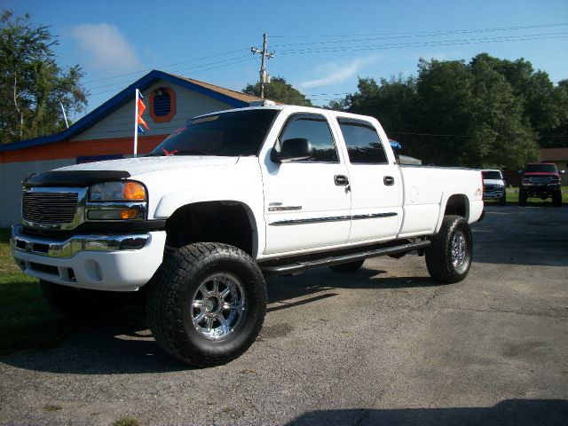 2006 GMC Sierra 2500 SLT