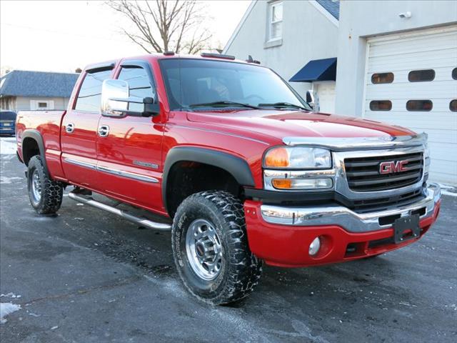 2006 GMC Sierra 2500 2006 Buick CX