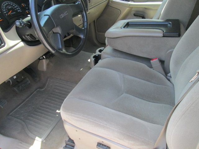 2006 GMC Sierra 2500 LT Leather Cd Tape