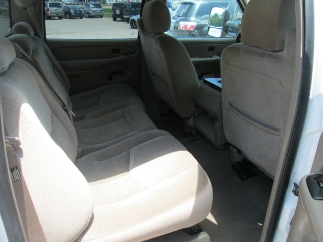 2006 GMC Sierra 2500 LT Leather Cd Tape