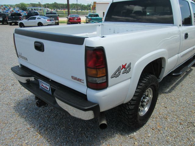 2006 GMC Sierra 2500 LT Leather Cd Tape