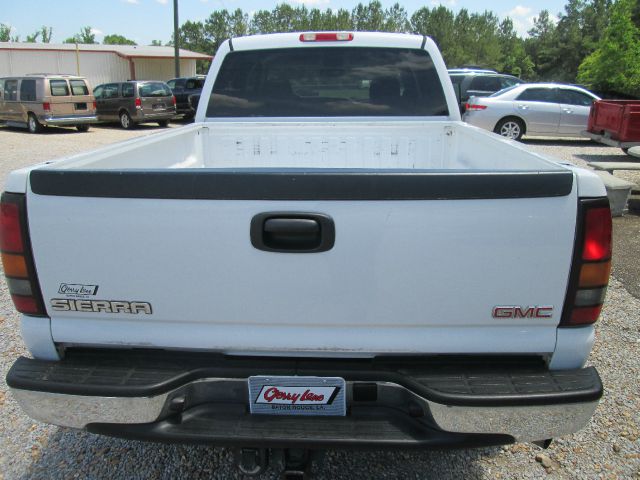 2006 GMC Sierra 2500 LT Leather Cd Tape