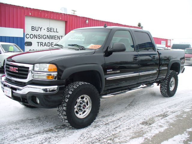 2006 GMC Sierra 2500 SLE Sierra 2WD