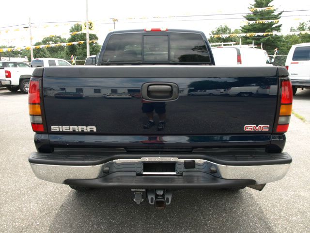 2006 GMC Sierra 2500 LT 34K V6 ROOF