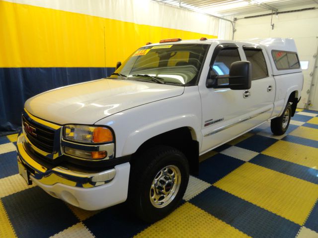 2006 GMC Sierra 2500 SLE Sierra 2WD