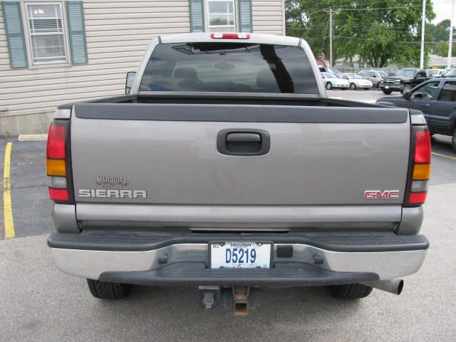 2006 GMC Sierra 2500 LT Leather Cd Tape