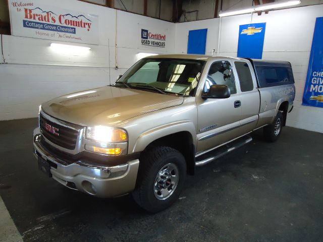 2006 GMC Sierra 2500 Dually 3500 Club Coupe