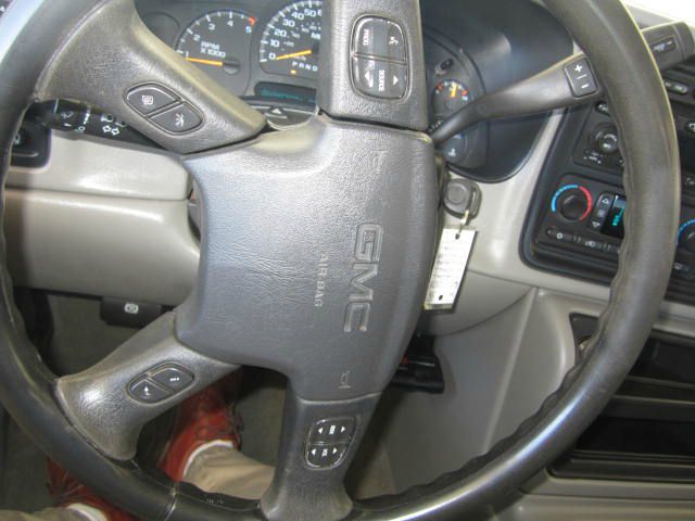 2006 GMC Sierra 2500 SLE Sierra 2WD