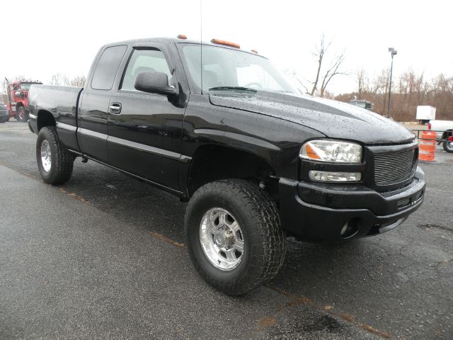 2006 GMC Sierra 2500 Cont. ED