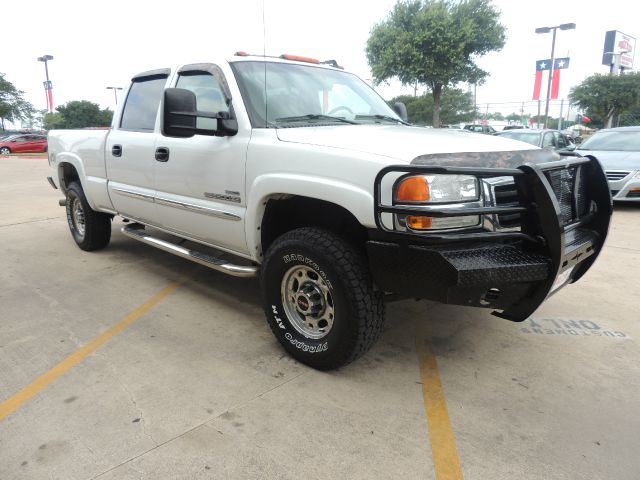 2006 GMC Sierra 2500 SLE Sierra 2WD