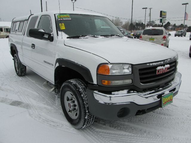 2007 GMC Sierra 2500 V8 R-design