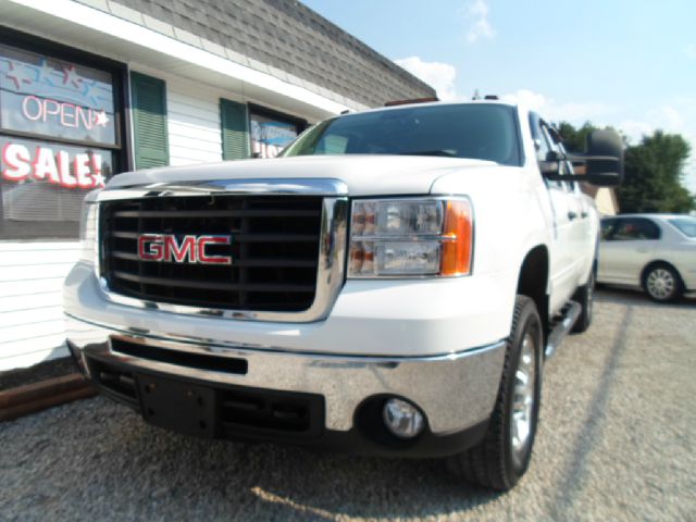 2008 GMC Sierra 2500 4dr Sdn 2.7T Quattro Auto