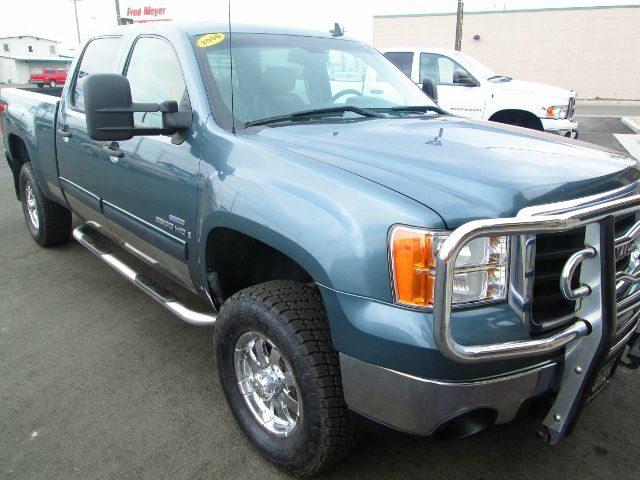 2008 GMC Sierra 2500 XL Denali - AWD