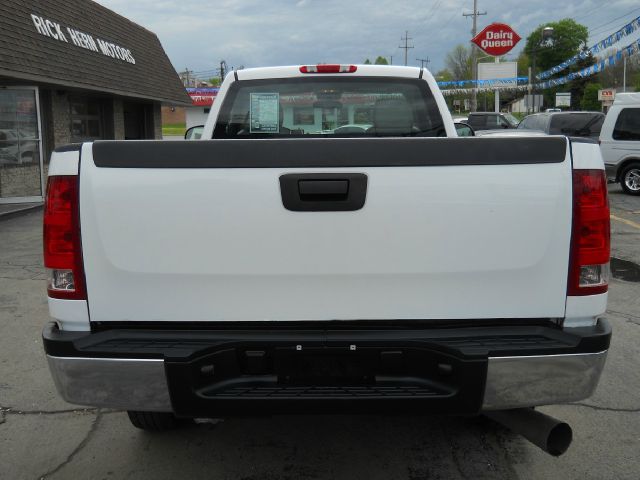 2008 GMC Sierra 2500 2011 Toyota Limited