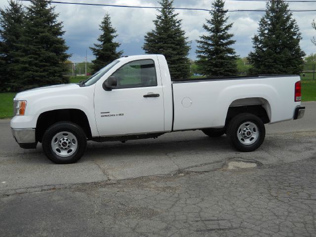 2008 GMC Sierra 2500 2011 Toyota Limited