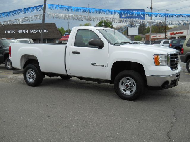 2008 GMC Sierra 2500 2011 Toyota Limited