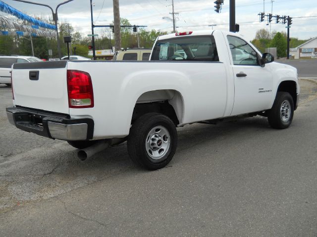 2008 GMC Sierra 2500 2011 Toyota Limited