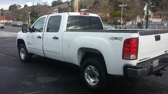 2008 GMC Sierra 2500 4dr S Tiptronic