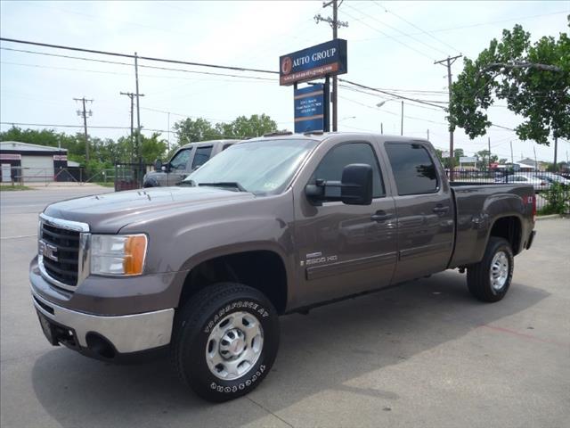 2008 GMC Sierra 2500 All Wheel Drive - Loaded