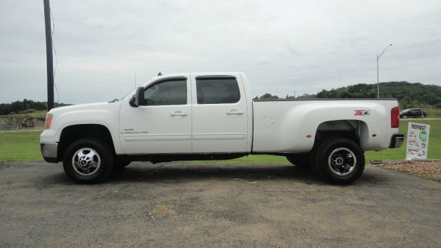 2008 GMC Sierra 2500 4dr Sdn 2.7T Quattro Auto