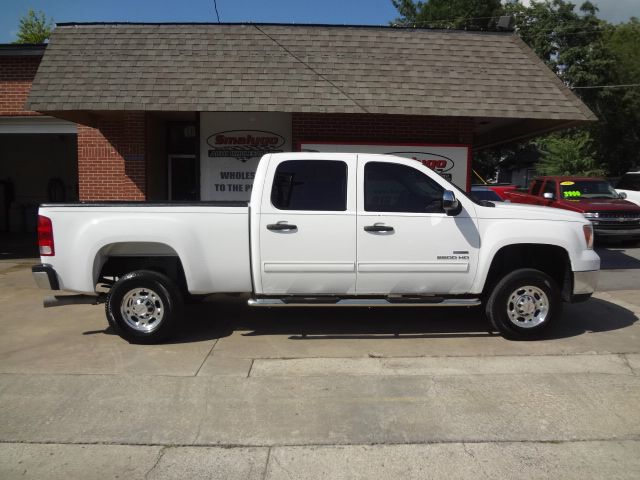 2009 GMC Sierra 2500 Turbo AWD Sedan