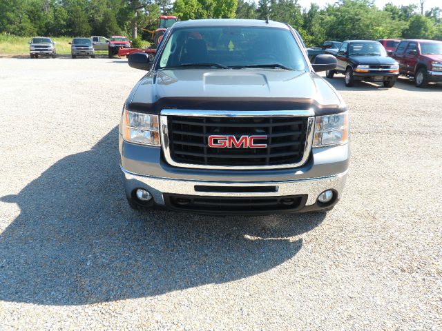 2009 GMC Sierra 2500 4dr Sdn 2.7T Quattro Auto