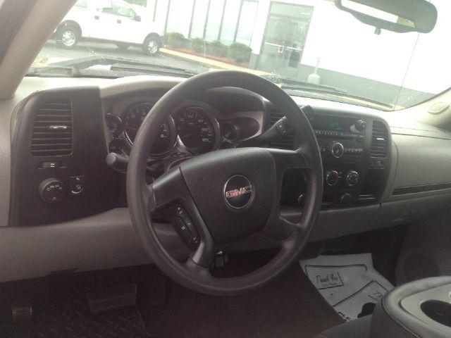 2009 GMC Sierra 2500 LS S