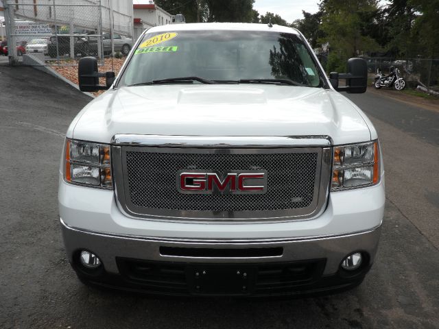 2010 GMC Sierra 2500 Quad Cab Long Bed 2W