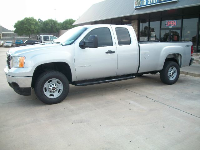 2011 GMC Sierra 2500 EX-L With RES