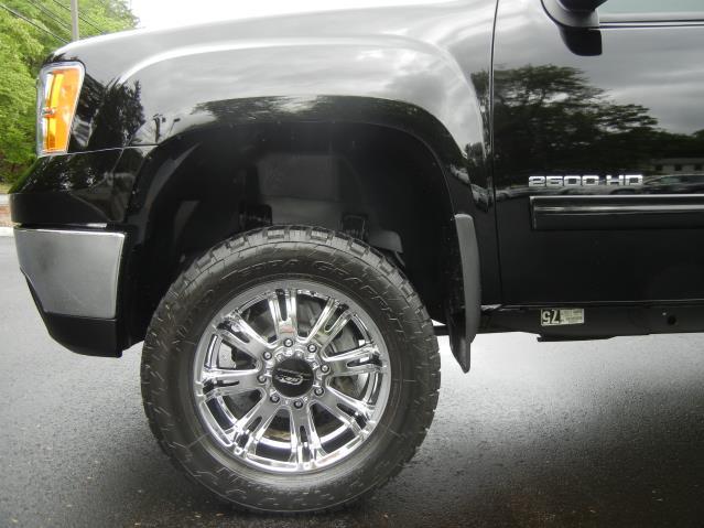 2011 GMC Sierra 2500 LS 4X4