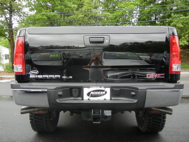 2011 GMC Sierra 2500 LS 4X4