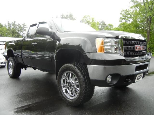 2011 GMC Sierra 2500 LS 4X4