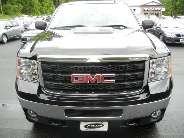 2011 GMC Sierra 2500 LS 4X4